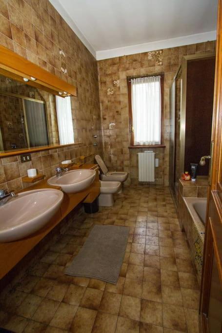 Casa Su Lago Privato A Due Passi Da Milano Segrate Dış mekan fotoğraf